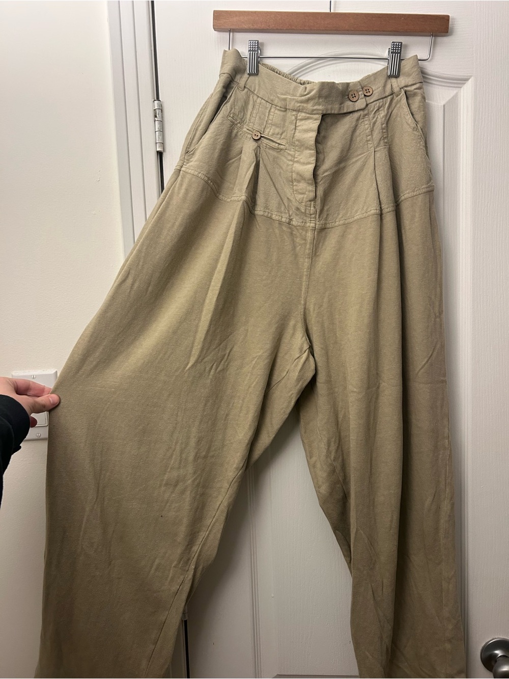 Free People Relaxed Fit Cotton Pants in Khaki